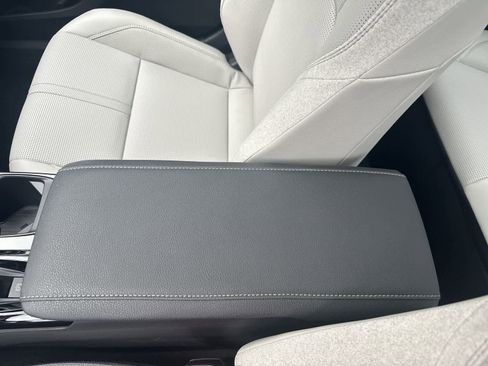 New 2026 Toyota Camry XLE AWD/4WD image 34