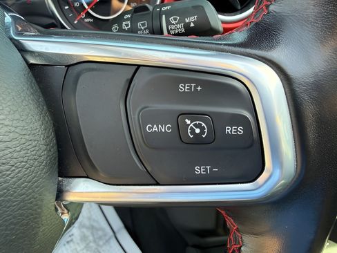 Used 2021 Jeep Wrangler Unlimited Rubicon AWD/4WD image 20