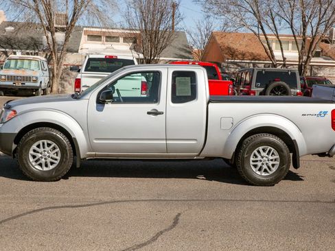 Used 2017 Nissan Frontier S image 8