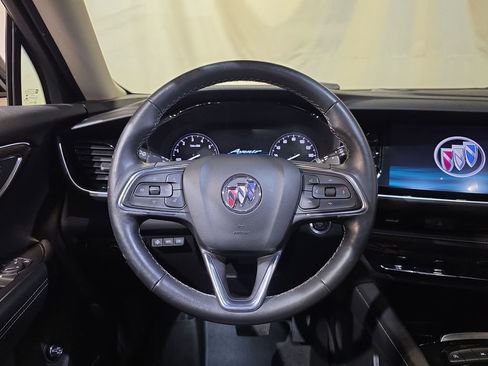 Used 2021 Buick Envision Avenir w/ Technology Package II FWD image 11