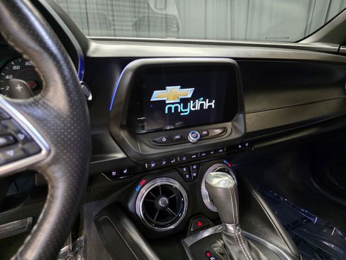 Used 2018 Chevrolet Camaro SS RWD image 26