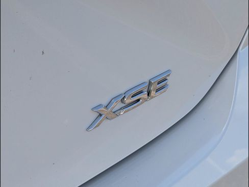 Used 2025 Toyota Camry XSE AWD/4WD image 8