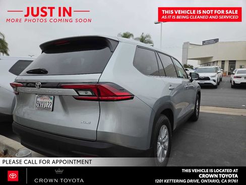Certified 2026 Toyota Grand Highlander FWD image 2