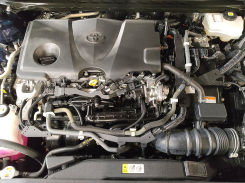 Used 2021 Toyota Camry LE FWD image 30