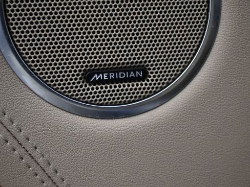 Used 2019 Land Rover Range Rover HSE image 6