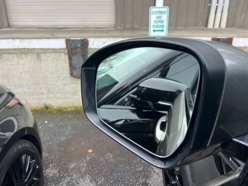 Used 2020 Land Rover Range Rover Sport HSE Dynamic image 12