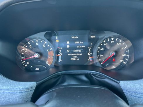 Used 2024 Jeep Compass Latitude AWD/4WD image 25