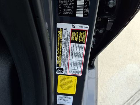 Used 2025 Toyota Camry LE w/ Convenience Package FWD image 33