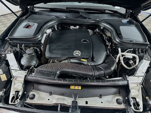 Used 2020 Mercedes-Benz GLC 300 image 35