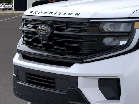 New 2026 Ford Expedition Platinum w/ Stealth Performance Package image 48