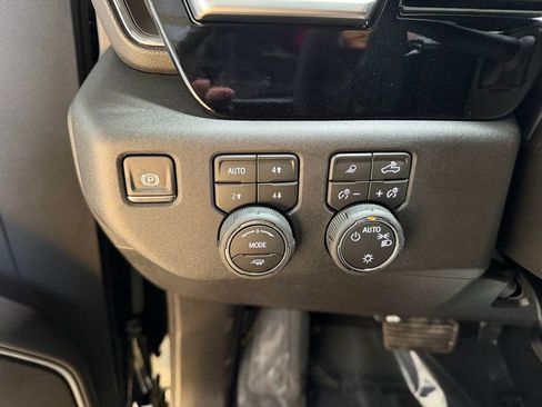 New 2026 Chevrolet Silverado 1500 LT w/ Z71 Off-Road Package AWD/4WD image 14