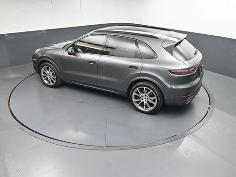 Certified 2019 Porsche Cayenne image 35