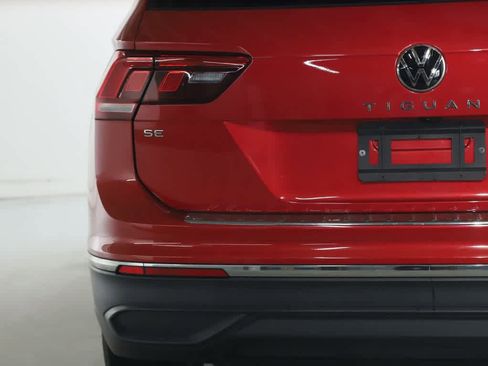 Certified 2023 Volkswagen Tiguan SE AWD/4WD image 44