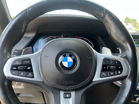 Used 2019 BMW X5 xDrive50i w/ M Sport Package AWD/4WD image 43