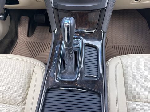 Used 2015 Lincoln MKS AWD w/ Equipment Group 101A image 23