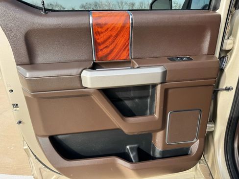 Used 2018 Ford F150 King Ranch w/ Equipment Group 601A Luxury image 40