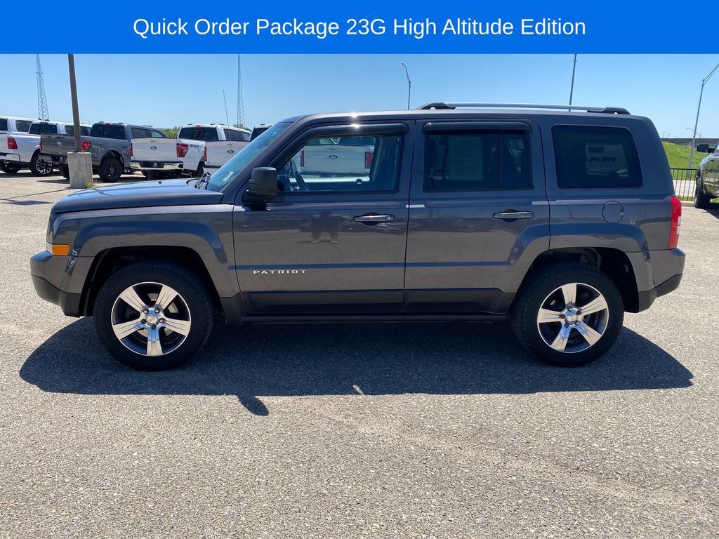 Used 2017 Jeep Patriot High Altitude AWD/4WD image 3