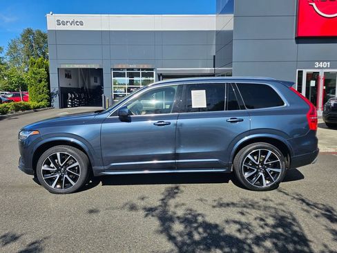 Used 2021 Volvo XC90 T6 Momentum w/ Advanced Package AWD/4WD image 8