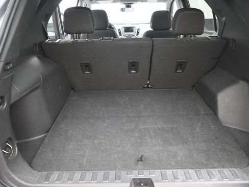 Used 2023 Chevrolet Equinox LT image 10