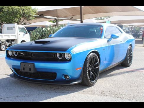Used 2023 Dodge Challenger R/T Scat Pack w/ T/A Package image 1
