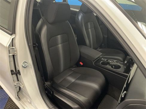 Certified 2025 Honda Civic Sport image 24