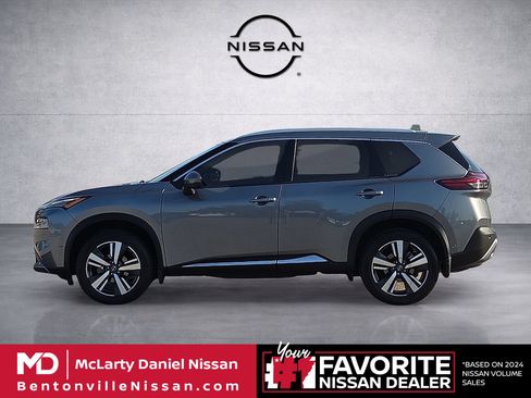 Used 2023 Nissan Rogue SL w/ SL Premium Package AWD/4WD image 3
