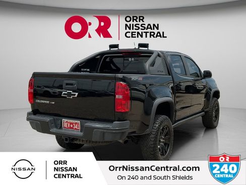 Used 2018 Chevrolet Colorado ZR2 w/ ZR2 Midnight Special Edition AWD/4WD image 5
