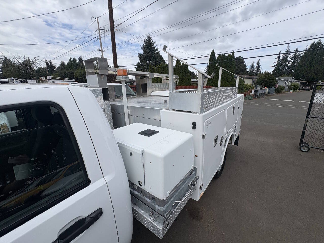 Used 2012 Chevrolet Silverado 3500 W/T RWD image 2