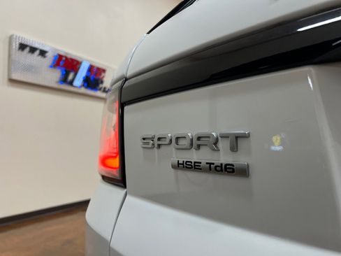 Used 2019 Land Rover Range Rover Sport HSE image 45