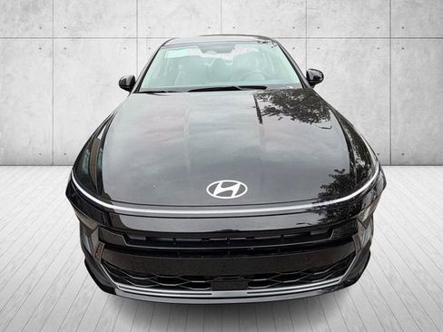 New 2026 Hyundai Sonata SE FWD image 2