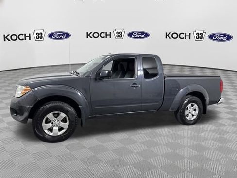 Used 2013 Nissan Frontier SV AWD/4WD image 4