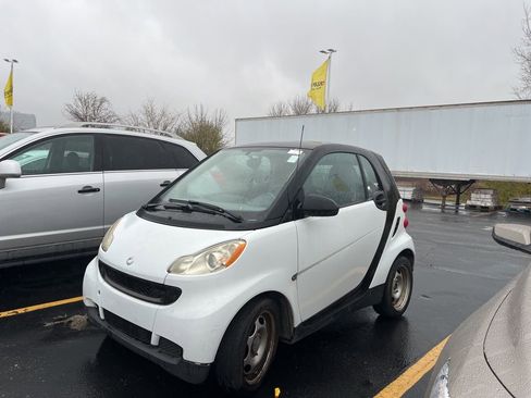 Used 2009 smart fortwo pure image 3