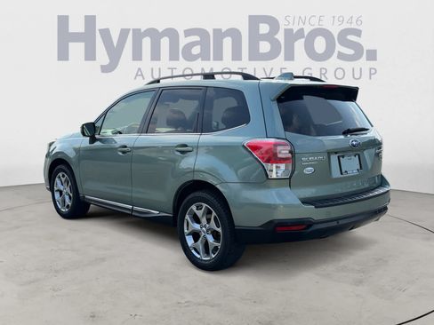 Used 2017 Subaru Forester 2.5i Touring AWD/4WD image 6