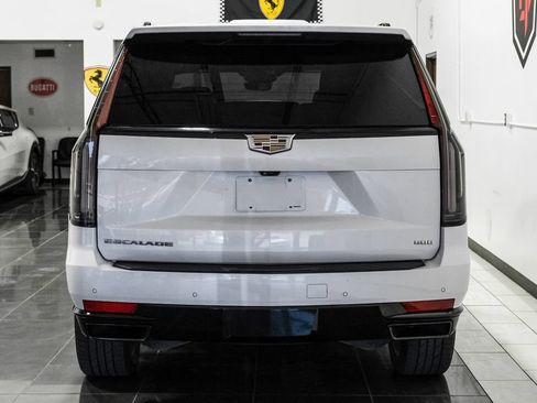 Used 2021 Cadillac Escalade Sport RWD image 10