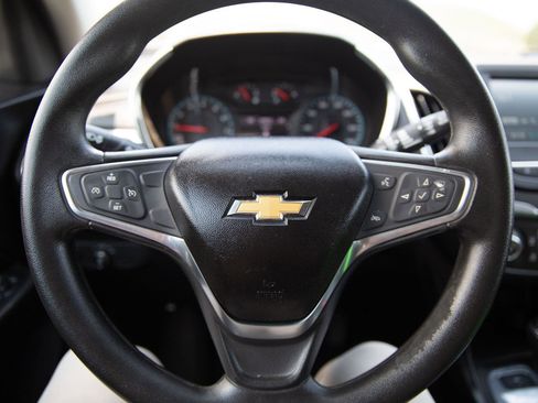 Used 2018 Chevrolet Equinox LT AWD/4WD image 10