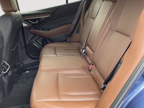 Used 2021 Subaru Outback Touring XT AWD/4WD image 5