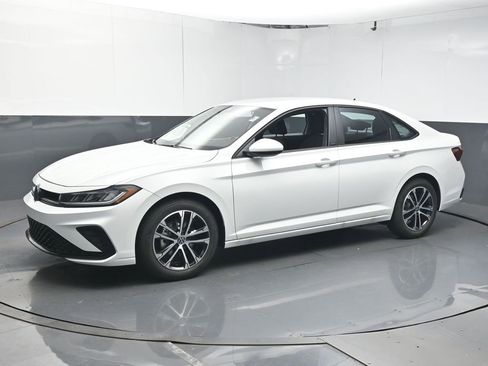 New 2026 Volkswagen Jetta Sport image 4