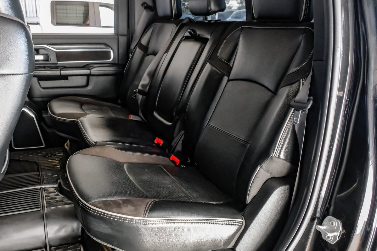 Used 2024 RAM 3500 Laramie w/ Night Edition AWD/4WD image 40