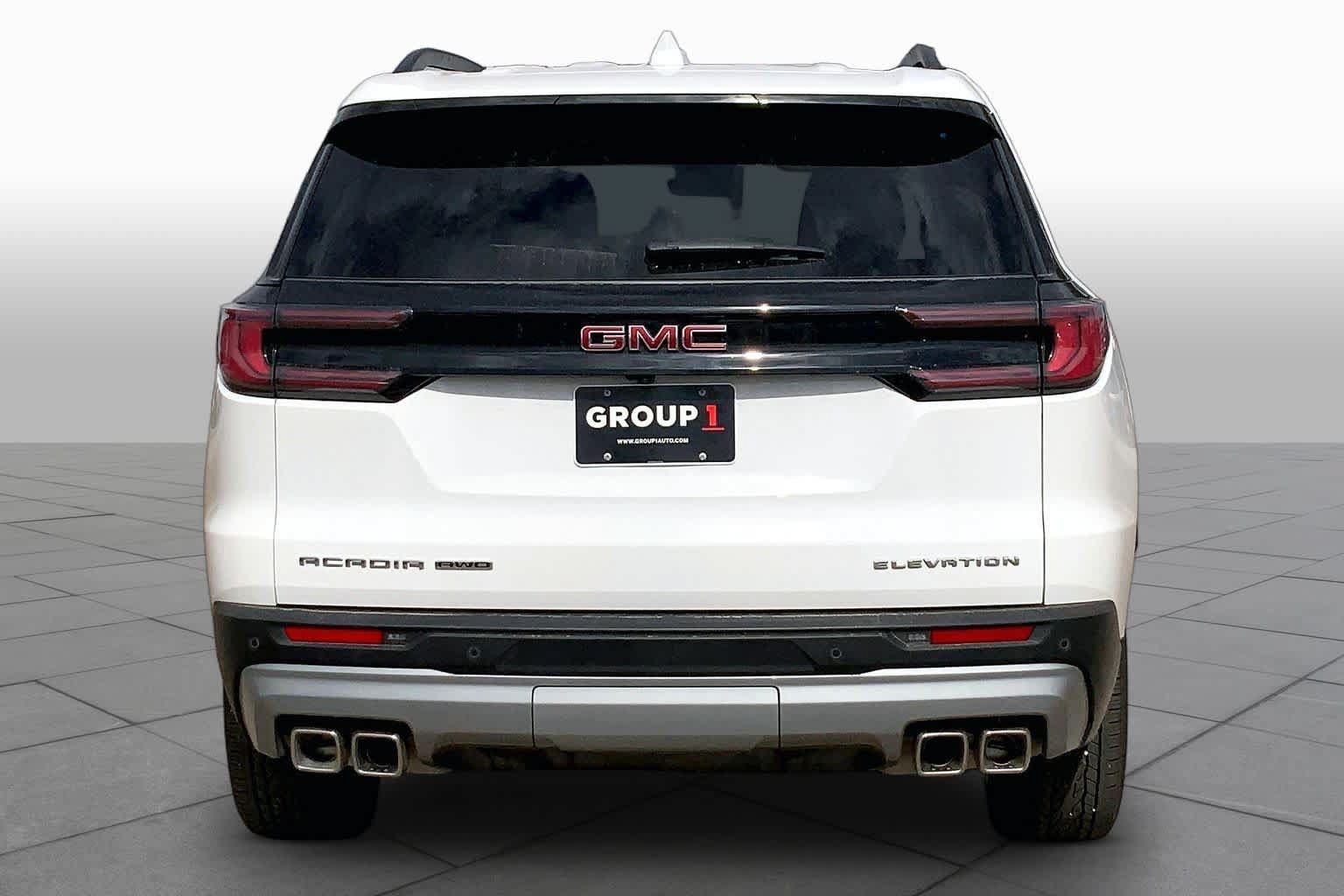 Used 2026 GMC Acadia Elevation w/ Elevation Premium Package AWD/4WD image 5