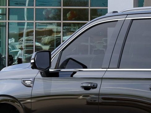 New 2026 GMC Yukon AT4 Ultimate w/ LPO, Floor Liner Package image 12