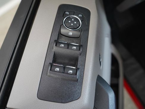 Used 2019 Ford F150 XL w/ Equipment Group 101A Mid AWD/4WD image 26