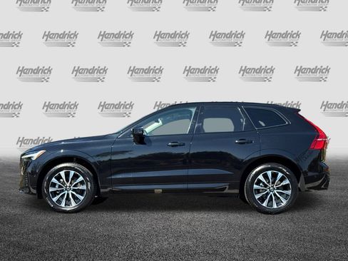 Used 2025 Volvo XC60 B5 Plus image 8