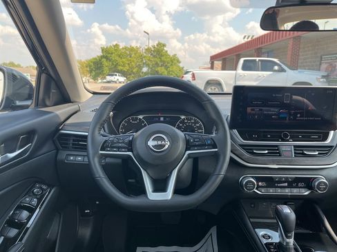 Used 2024 Nissan Altima 2.5 SL image 57