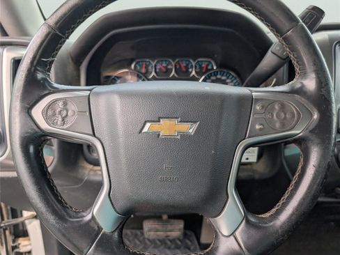 Used 2018 Chevrolet Silverado 1500 LT image 23