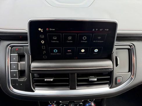 Used 2024 GMC Yukon XL AT4 w/ Technology Package AWD/4WD image 24