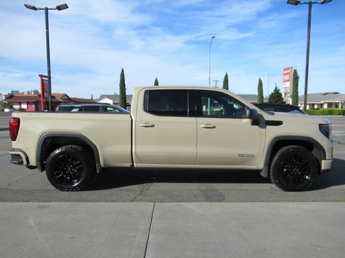 Used 2023 GMC Sierra 1500 Elevation image 5