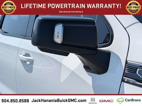 Used 2024 GMC Sierra 1500 AT4 w/ Technology Package AWD/4WD image 10