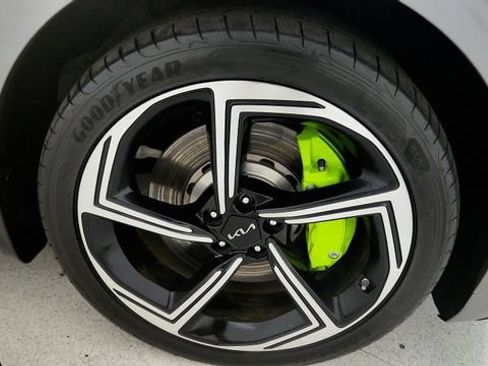 Used 2024 Kia EV6 GT AWD/4WD image 82