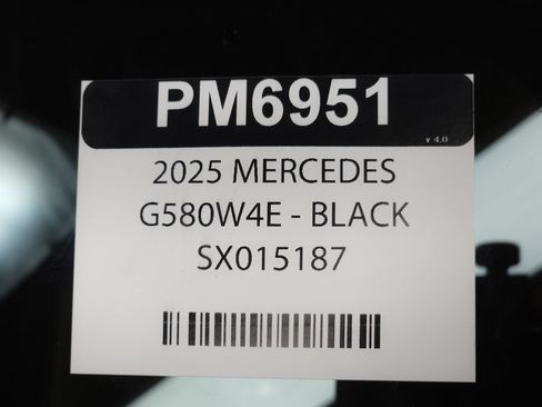 Used 2025 Mercedes-Benz G 580 w/ EQ Technology image 38