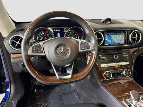 Used 2019 Mercedes-Benz SL 450 image 23
